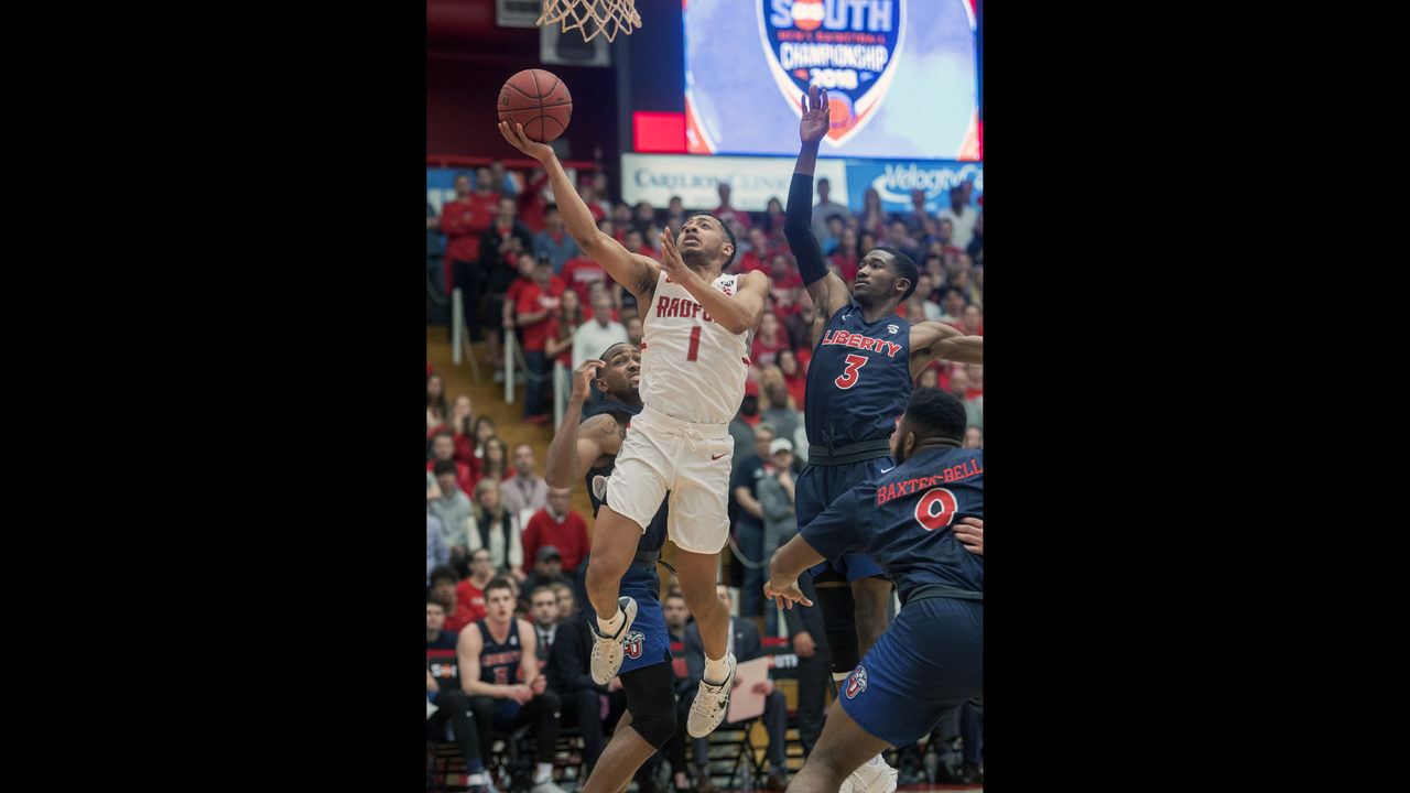 jones 3 pointer lifts radford past liberty 55 52 wjax tv